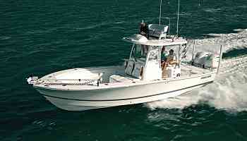 The Regulator 30XO is ready for the bay or to head offshore for angling action and family fun