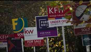 London Housing Price Cuts Rise; Higher Rates Force More to Sell