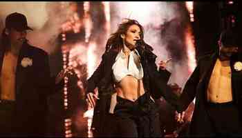 J.Lo&#39;s Fashion Masterclass on SNL #jlo #jenniferlopez #snl