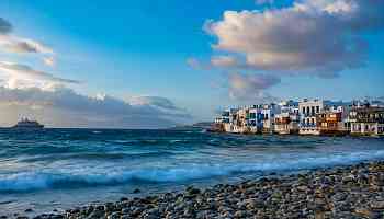 A Smart, Stellar, Luxe Cruise In The Greek Isles