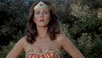 Why Lynda Carter Got In Trouble For Her Wonder Woman Helicopter Stunt