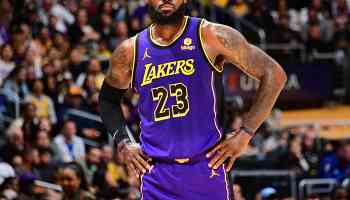 Lakers' LeBron James Reveals What 'Bothers the F--k out of Me' about Younger Players