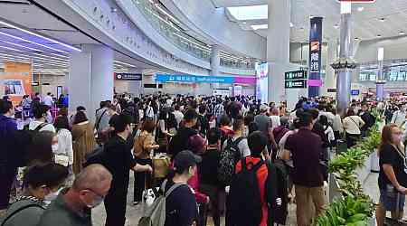 Crowds flock out of HK as Easter holidays begin