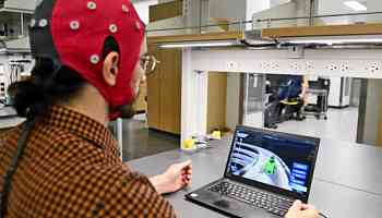 Tech lets people play games with their thoughts