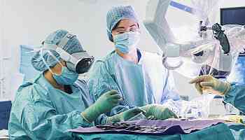 Doctors Are Using the Apple Vision Pro During Surgery