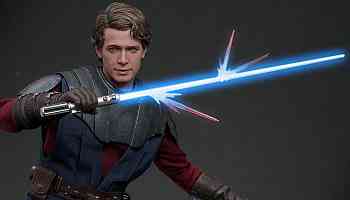 Hot Toys' New Ahsoka Anakin Skywalker Smashes Hayden Christensen Into Clone Wars