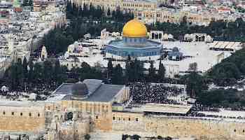 Israel blocks thousands of Palestinians from visiting Al-Aqsa Mosque