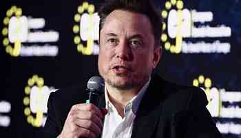 Elon Musk: AI will be smarter than any human around the end of next year