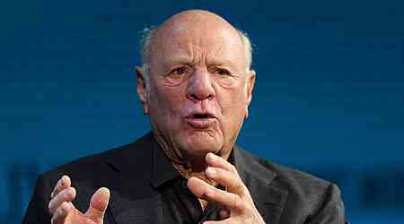 Barry Diller says Trump Media is 'a scam' and people buying shares are 'dopes'