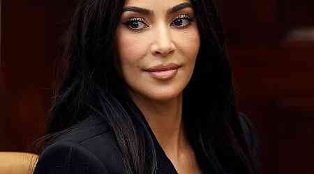 Kim Kardashian Debuts Icy Blonde Hair Transformation 