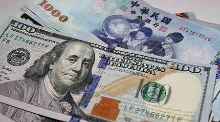 U.S. dollar up in Taipei trading