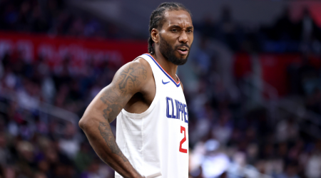  Kawhi Leonard's $152M extension with Clippers looks disastrous after latest postseason injury 