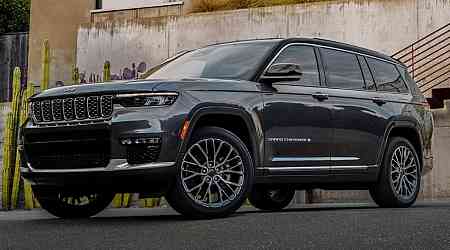 2025 Jeep Grand Cherokee rumored to get 2.0-liter four as base engine