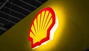 Glencore-Backed Group Said Near Deal for Shell Singapore Assets