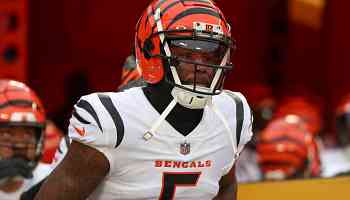 Tee Higgins Rumors: Bengals Have 'No Plans' to Trade WR Amid Contract Dispute