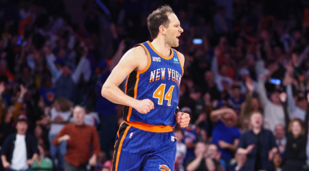  Knicks' Bojan Bogdanovic undergoes foot surgery after exiting Game 4 early, will miss rest of NBA playoffs 