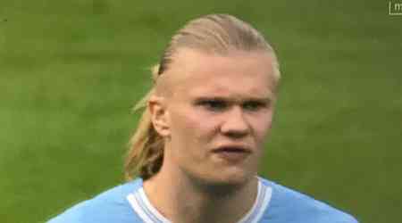 Man City star Erling Haaland erupts at referee and storms off pitch during Wolves clash