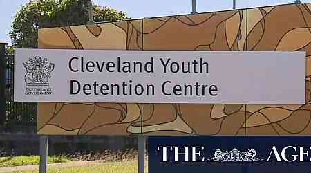 Three repeat youth offenders on the run again
