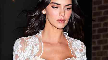  Keep Up With Kendall Jenner's 2 Jaw-Dropping Met Gala After-Party Look 