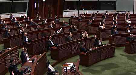 Lawmakers pass budget bill