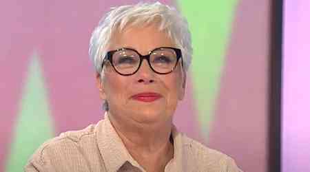 ITV Loose Women host issues cheeky royal dig at Denise Welch as viewers 'switch off'