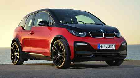 BMW Somehow Sold 18 Units Of The i3 And i8 This Year