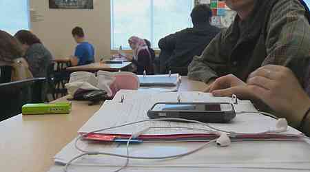 Cellphone usage in New Brunswick classrooms will be limited to teaching, medical purposes 