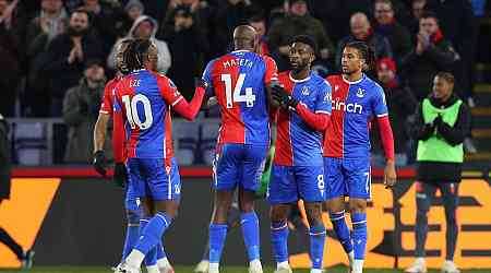 Ward honoured by Crystal Palace with Chairman's Award