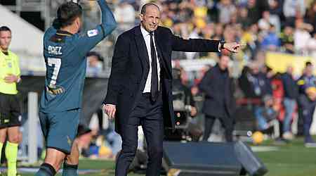 Juventus coach Allegri happy fans getting behind him