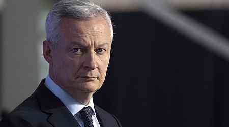 Morgan Stanley to Add 100 Jobs in Paris Hub, Le Maire Says
