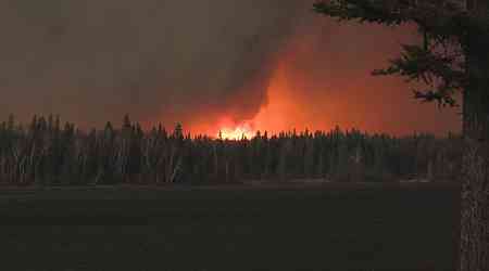 'Terrifying': Manitoba resident speaks on wildfire and evacuation
