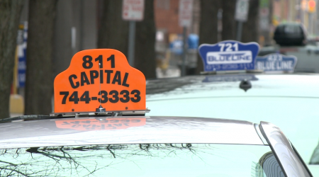 City of Ottawa negligent in allowing Uber to operate outside of taxi bylaw, judge rules