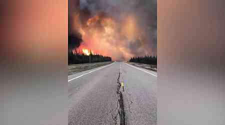 Western Canada blazes trigger evacuation orders