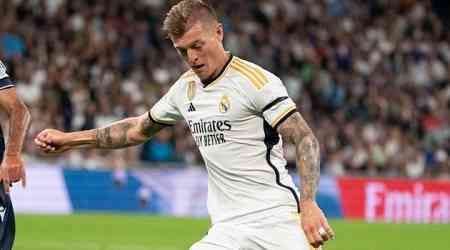 Real Madrid coach Ancelotti pushed about Kroos future