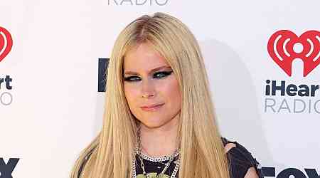 Avril Lavigne Addresses 'Dumb' Melissa Body Double Conspiracy Theory