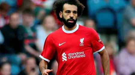 Egypt coach Hassan denies rift with Liverpool striker Salah