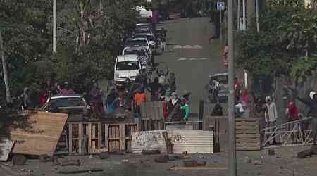 Riots in French island territory New Caledonia over voting change