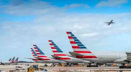 US airlines forecast to carry record 271 million passengers this summer