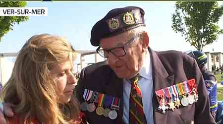 Kate Garraway emotional as crying D-Day soldier comforts her over Derek Draper's death