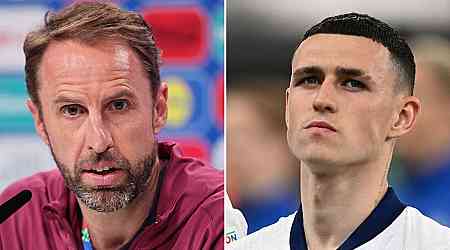 Two England players 'have heated exchange' in meeting and Phil Foden forced to intervene