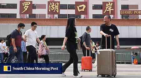 Nearly 554,000 leave Hong Kong on first day of long weekend while around 138,000 arrive