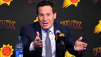 Suns' Ishbia wants to bring NHL back to Phoenix