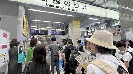 Tokyo-Osaka bullet train services halted for hours after power failure