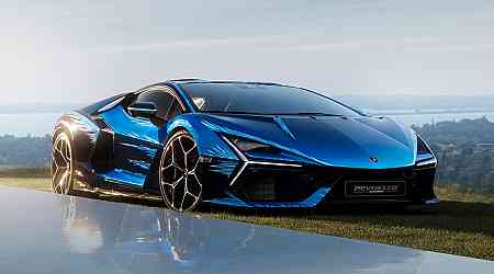 Lamborghini Revuelto Price, Specs & Photos