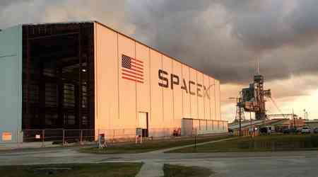 FAA seeks to fine SpaceX $663k for launch license violations