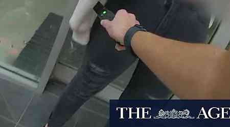 Girl from NSW charged for carrying knife in Queen St Mall