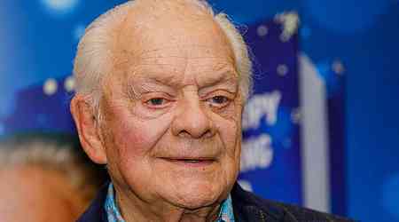 David Jason was 'nearly eaten' while filming iconic Only Fools and Horses episode