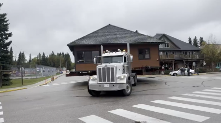 Historic building moved out of Sask. national park townsite