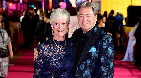 Alan Titchmarsh gives intimate insight into change in marriage as fans left 'disappointed'