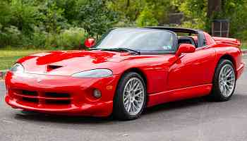 17k-Mile 1999 Dodge Viper RT/10